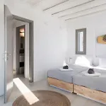 Vila Rising Sun Villa With Sea View & Mini Pool, Near Naousa Molos (Paros)