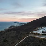 Rising Sun Villa With Sea View & Mini Pool, Near Naousa Villa