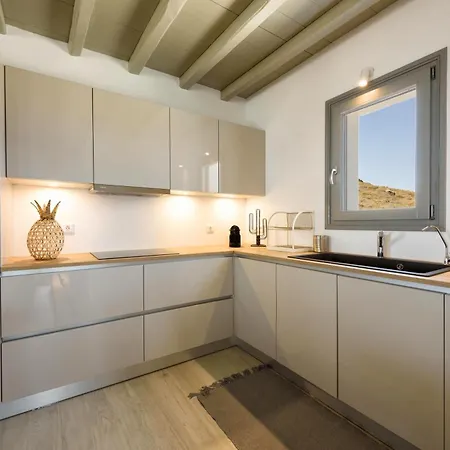 Rising Sun Villa With Sea View & Mini Pool, Near Naousa Molos (Paros)