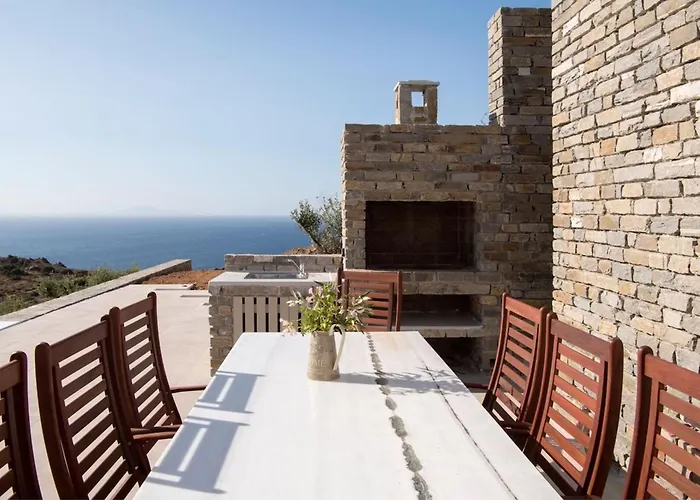 Rising Sun Sea View Near The Paros