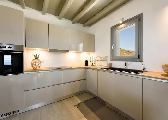 Rising Sun Sea View Near The Paros Molos (Paros)